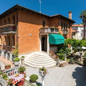 Albertina Lido de Venecia